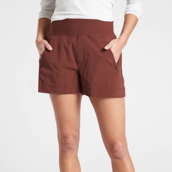 Athleta Pants - Athleta | Trekkie North Short | Cognac Brown | Size 4 |